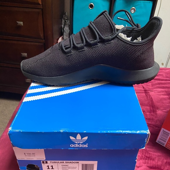 Adidas men shoes - Picture 3 of 3